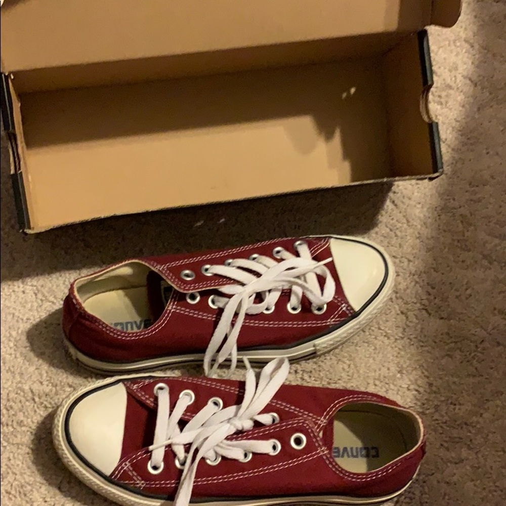 Converse - Picture 3 of 4